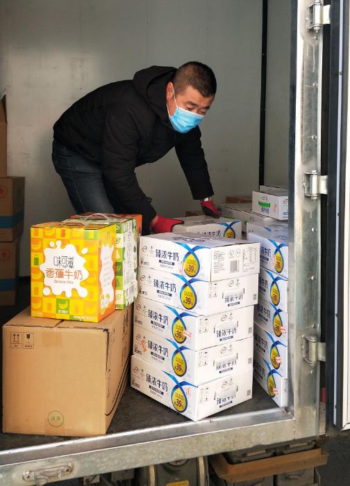 伊利的下沉渠道为什么强？这群伊利一线业务员在疫情下给出了答案