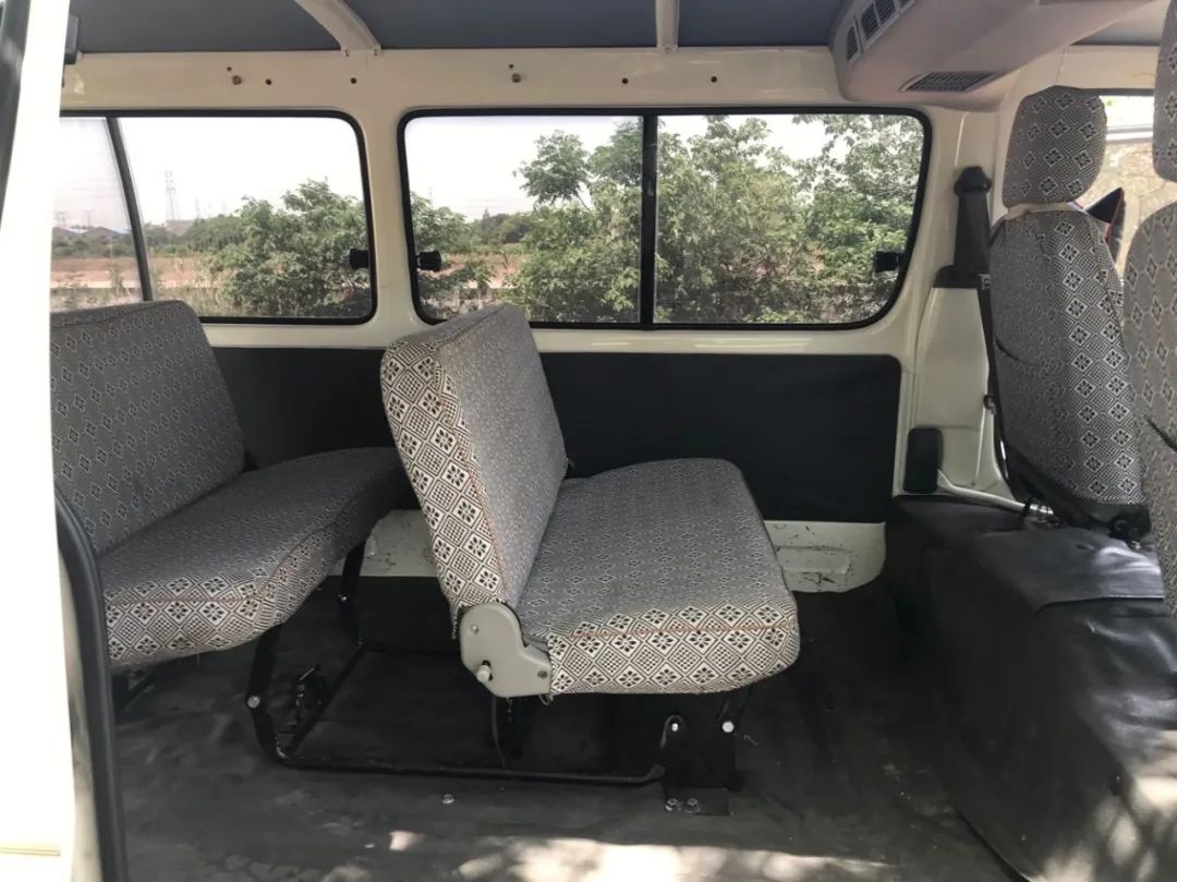 5万带侧滑门的车5座,十多万侧滑门的车