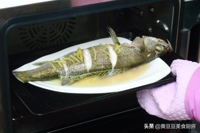 做清蒸海鱼开锅蒸还是冷水蒸,清蒸海鱼要多少分钟