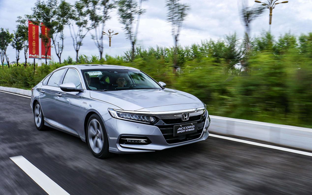 福特蒙迪欧2022年全新改款,福特蒙迪欧新车值得购买吗