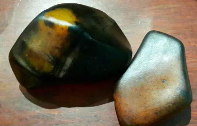 玉石鉴别最简单方法原石,沱江玉石原石的鉴别