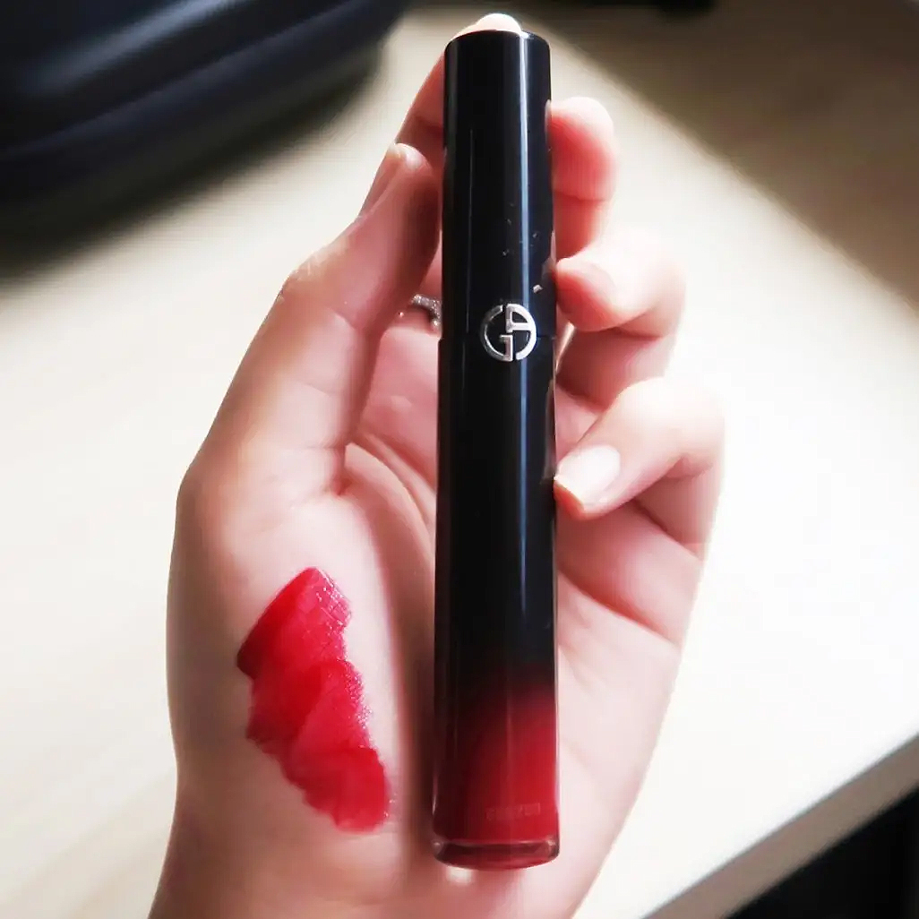 阿玛尼唇釉405和406颜色对比,阿玛尼红管唇釉400与201的区别