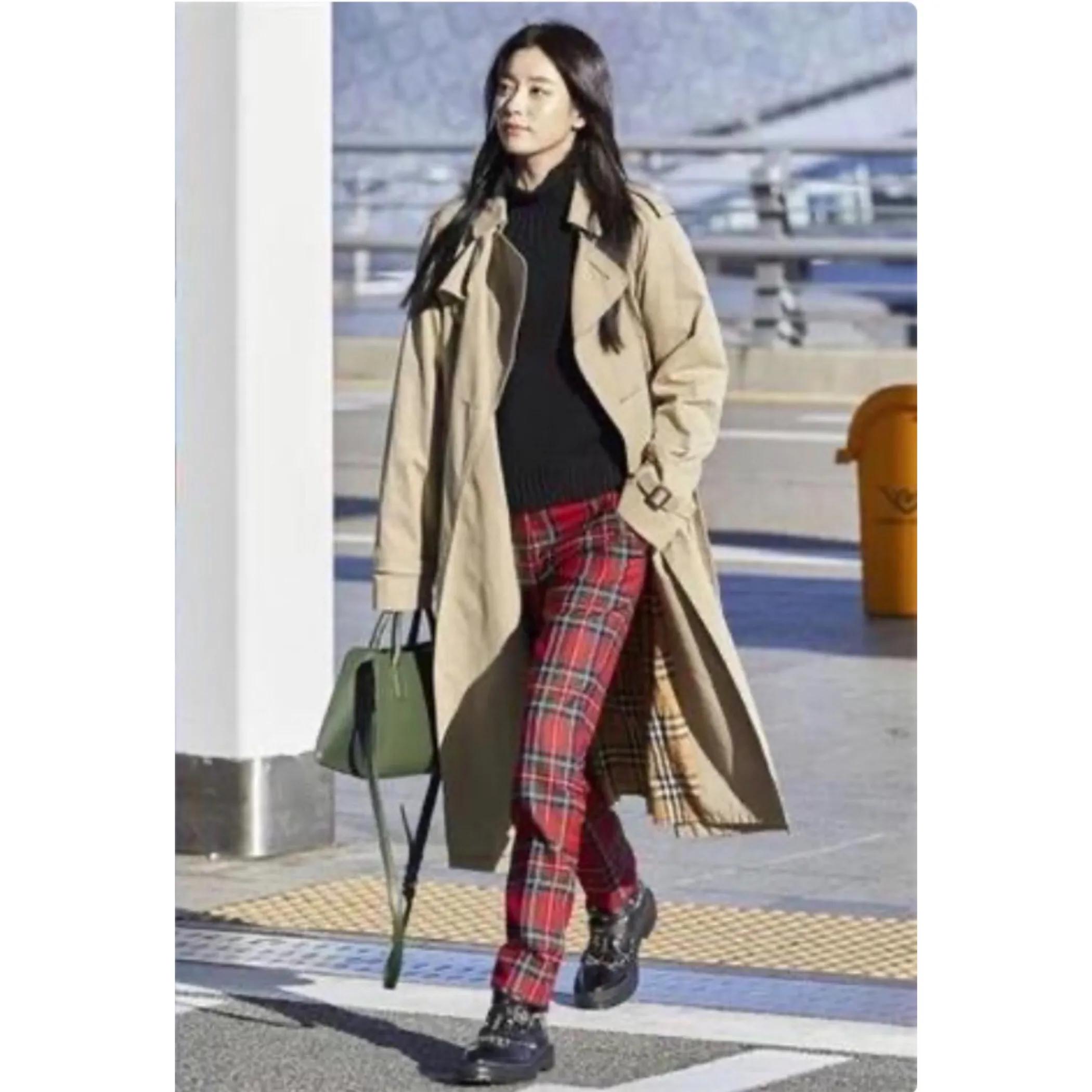 2021年秋冬款巴宝莉风衣女,2020款巴宝莉风衣黑色扣子