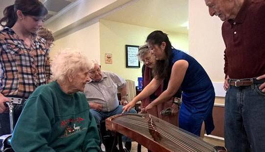 幼儿学习古筝的好处,老年人学古筝的好处