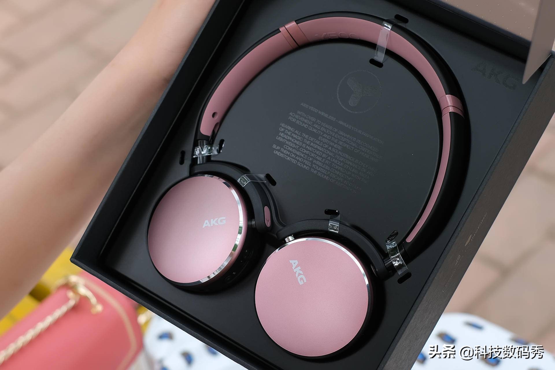 环境降噪5.3蓝牙耳机,500入耳降噪耳机十佳评测