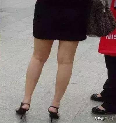 小腿粗怎么选鞋子搭配衣服,小腿粗37cm怎么穿衣搭配