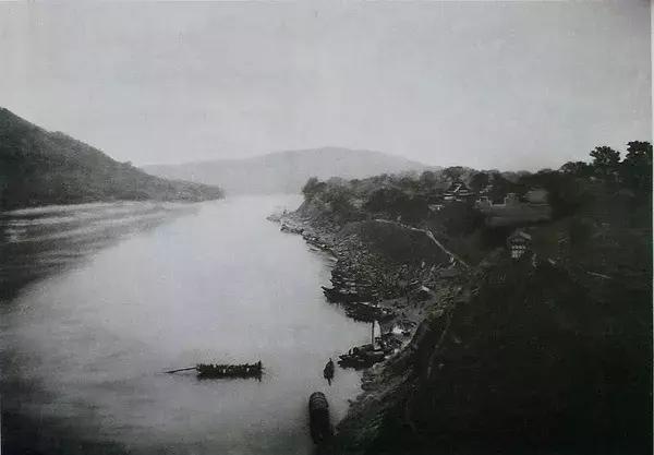 100年前中国风景建筑老照片,两亿多年前的景观