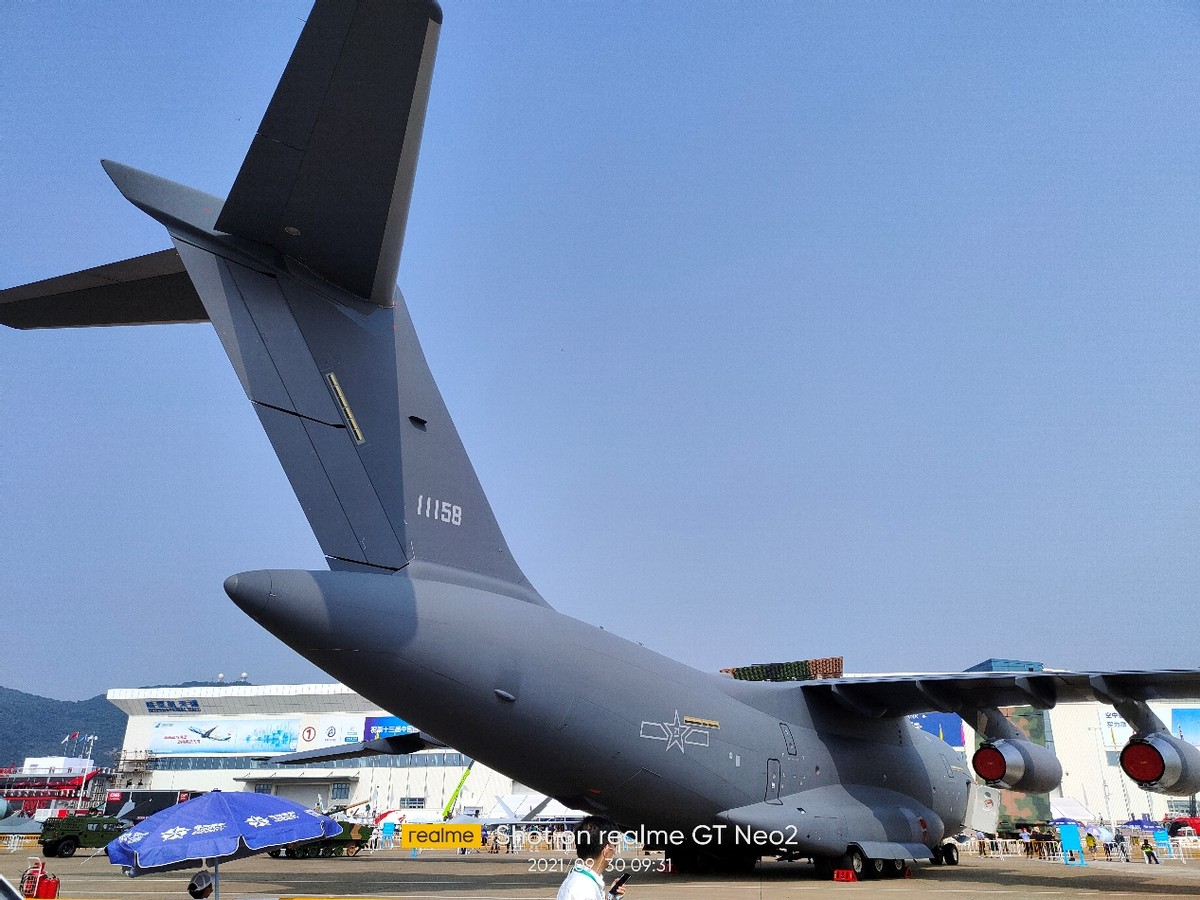 realmegt2对比iqooneo5s,realme真我gtneo2上手体验