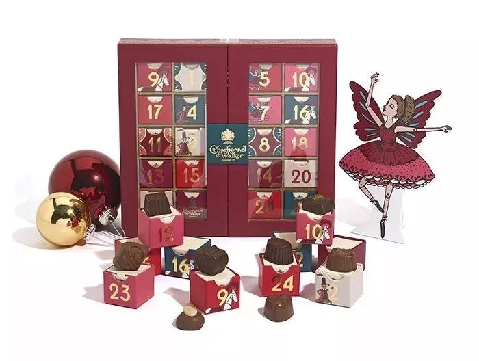 阿玛尼圣诞限定盲盒,阿玛尼圣诞倒数盲盒开箱