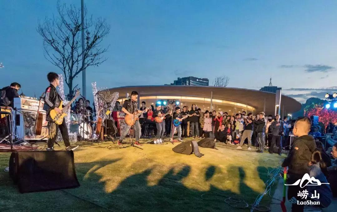 崂山春景美不胜收,崂山夜景金鼎