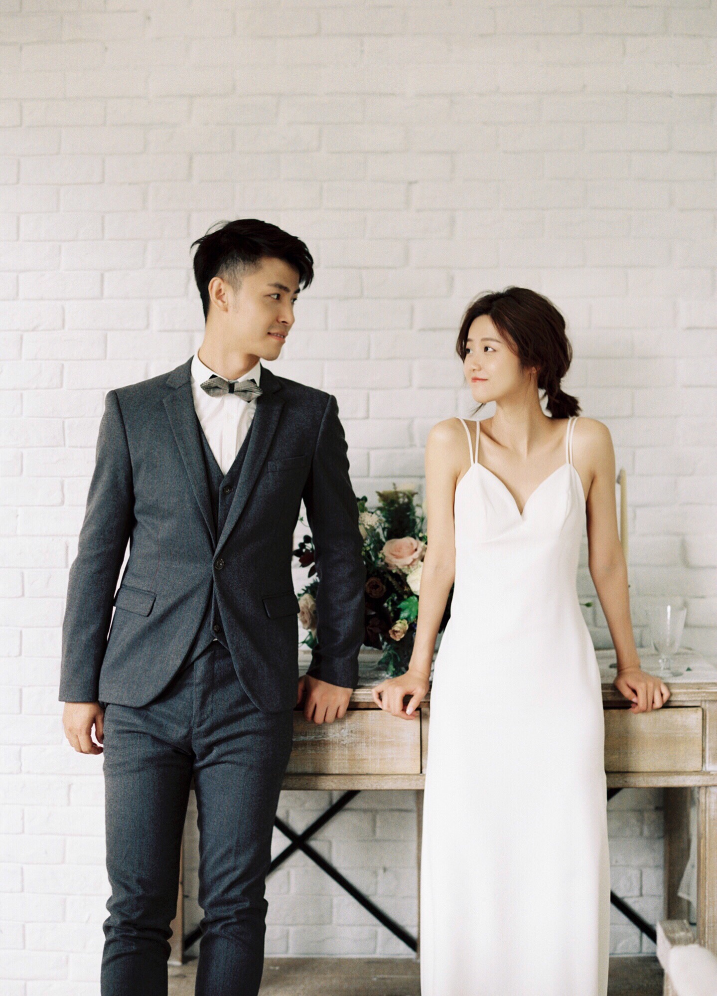 婚纱摄影拍照技巧和方法图片,海边夕阳婚纱摄影姿势