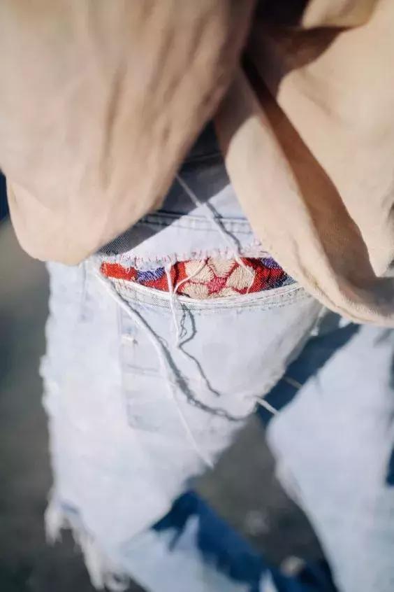 香烟盒里有个小机关，特别厉害，花钱都买不到！