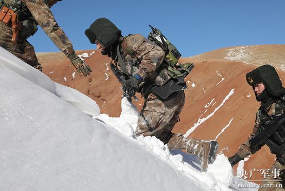 100张中国海防巡逻图,看哭了盘点中国军人的戳泪瞬间