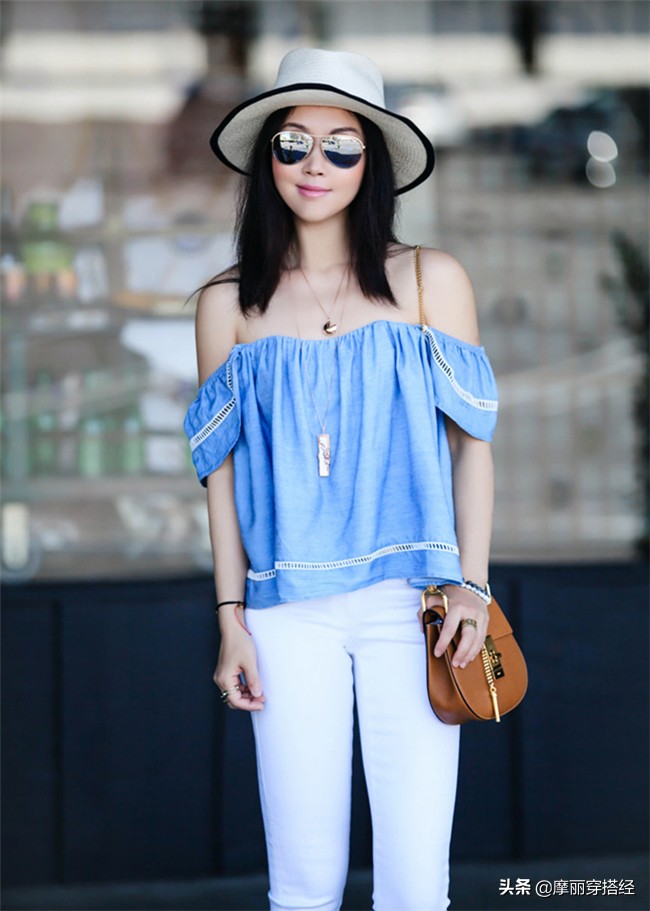 嫌弃T恤老土，换上一字肩上衣！为你的造型解腻