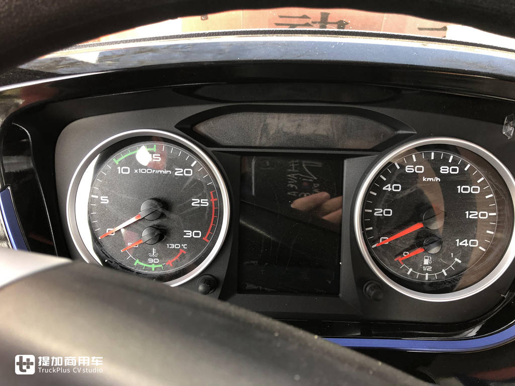 一汽青岛解放悍v最新款自动挡,解放悍v这车怎么样