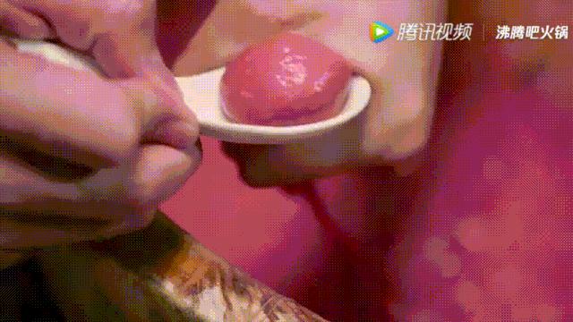 明星投毒吓人事件,深夜放毒招人恨的视频