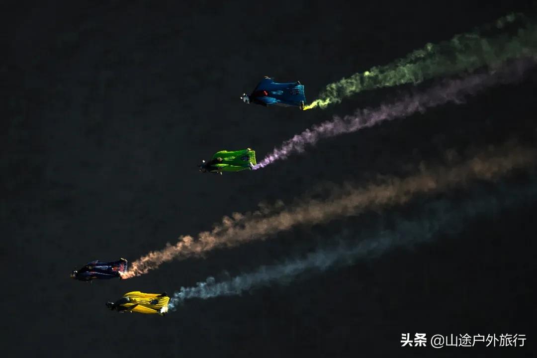 被推上风口浪尖的翼装飞行，你对它的误解有多深？