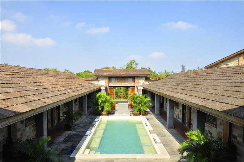 去湛江住特呈岛好还是住金沙湾好,今天湛江特呈岛风景区值得去吗