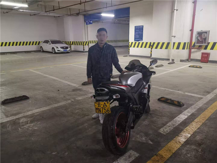 又是“云AMN756”！用此号牌的*牌套**摩托，贵阳已经查获两辆了