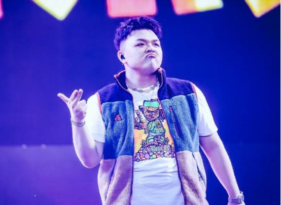 艾福杰尼牛仔褂穿搭,艾福杰尼穿搭裤子