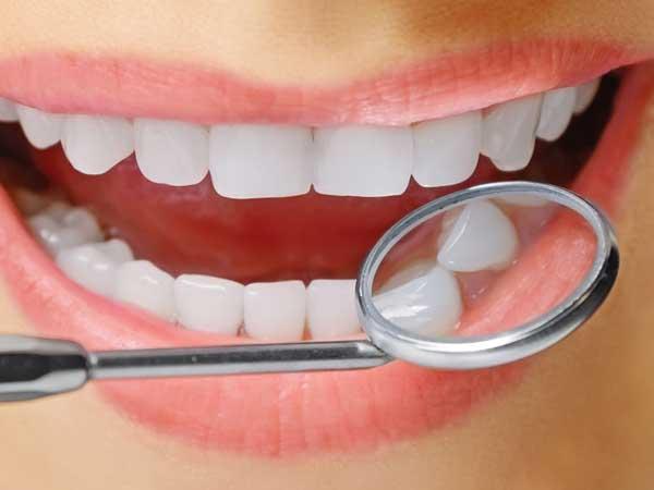 拔牙干槽症是阵痛还是一直痛,拔牙后干槽症是一直疼吗