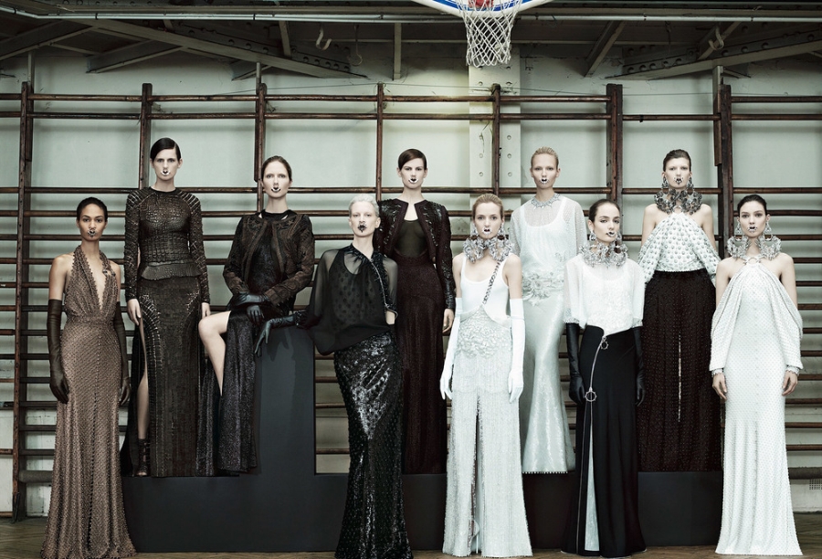 纪梵希四宫格散粉新款,2015纪梵希李宇春秀场