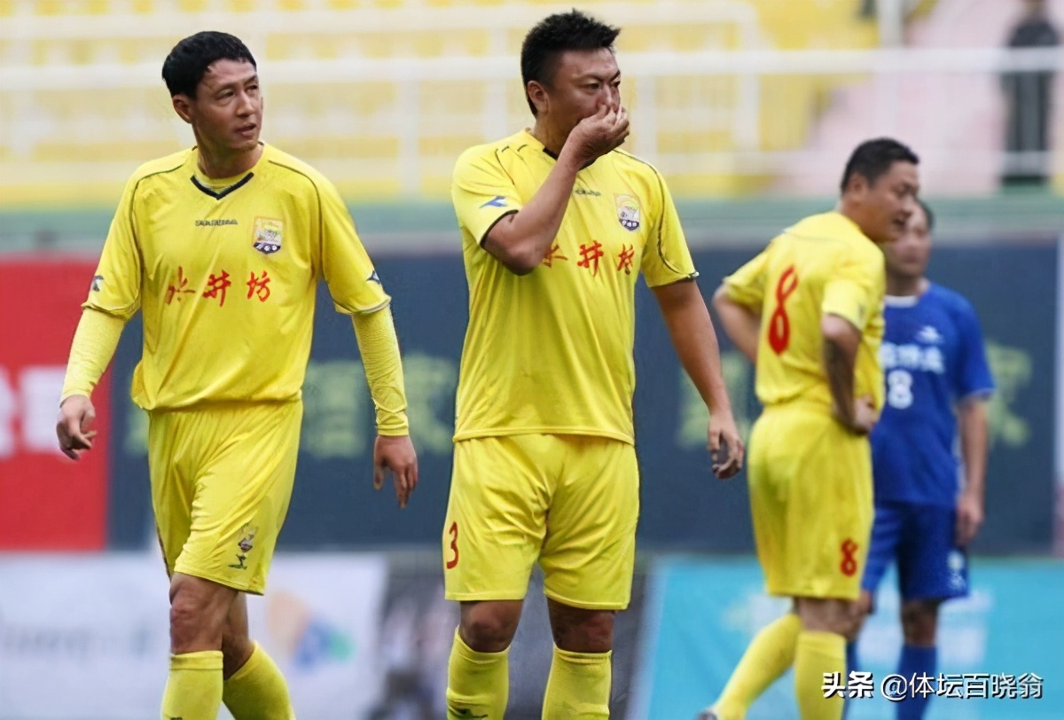 身为后卫加倍努力,身为后卫不能让门将失望