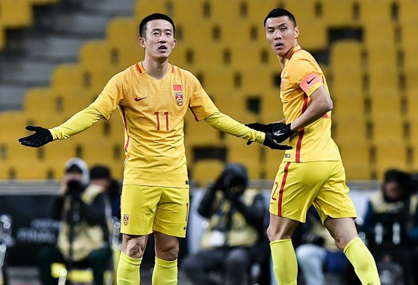 中国战平香港足球队,中国队战胜巴西国足