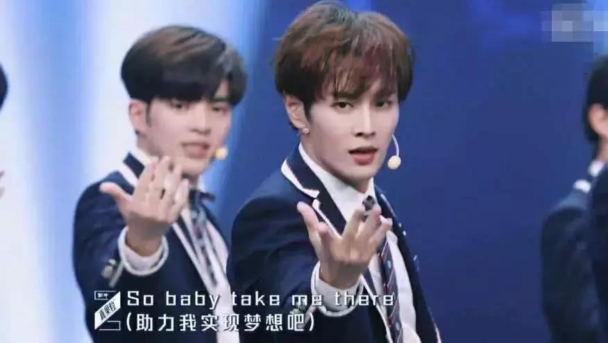 现在的小鲜肉越来越娘,为什么男孩越长越像妈妈