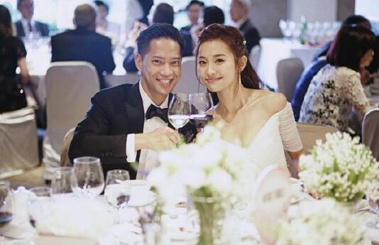 女星伍智恒年轻照片,名模伍智恒结婚