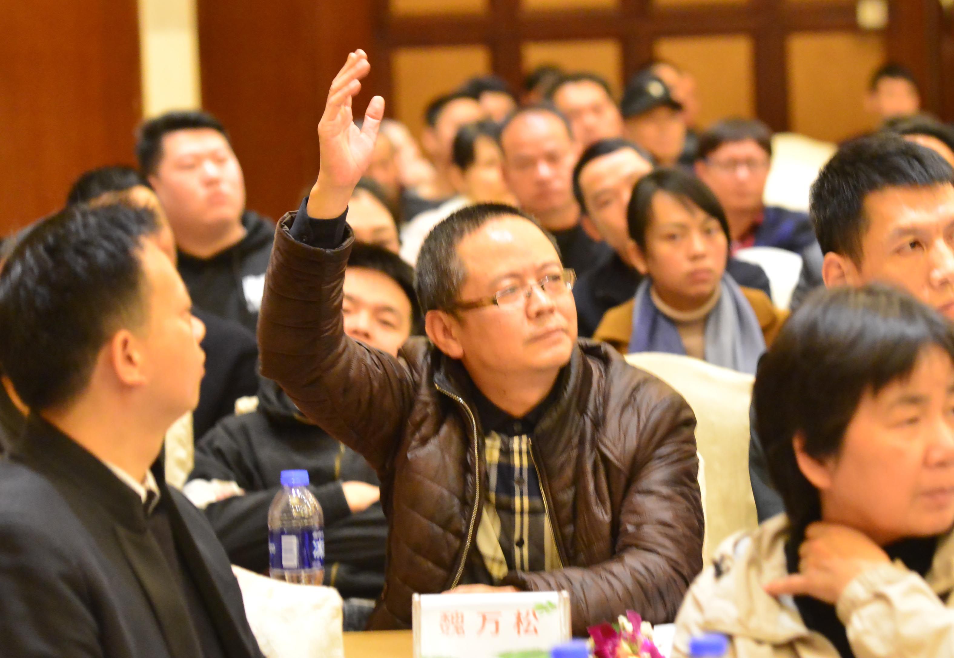 全国茶迷迎来利好消息!这里有顶级专家向您推荐高质量茶王……