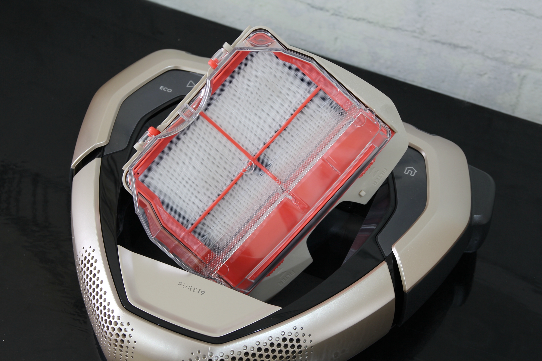 扫地机器人新型,扫地机器人有什么创新