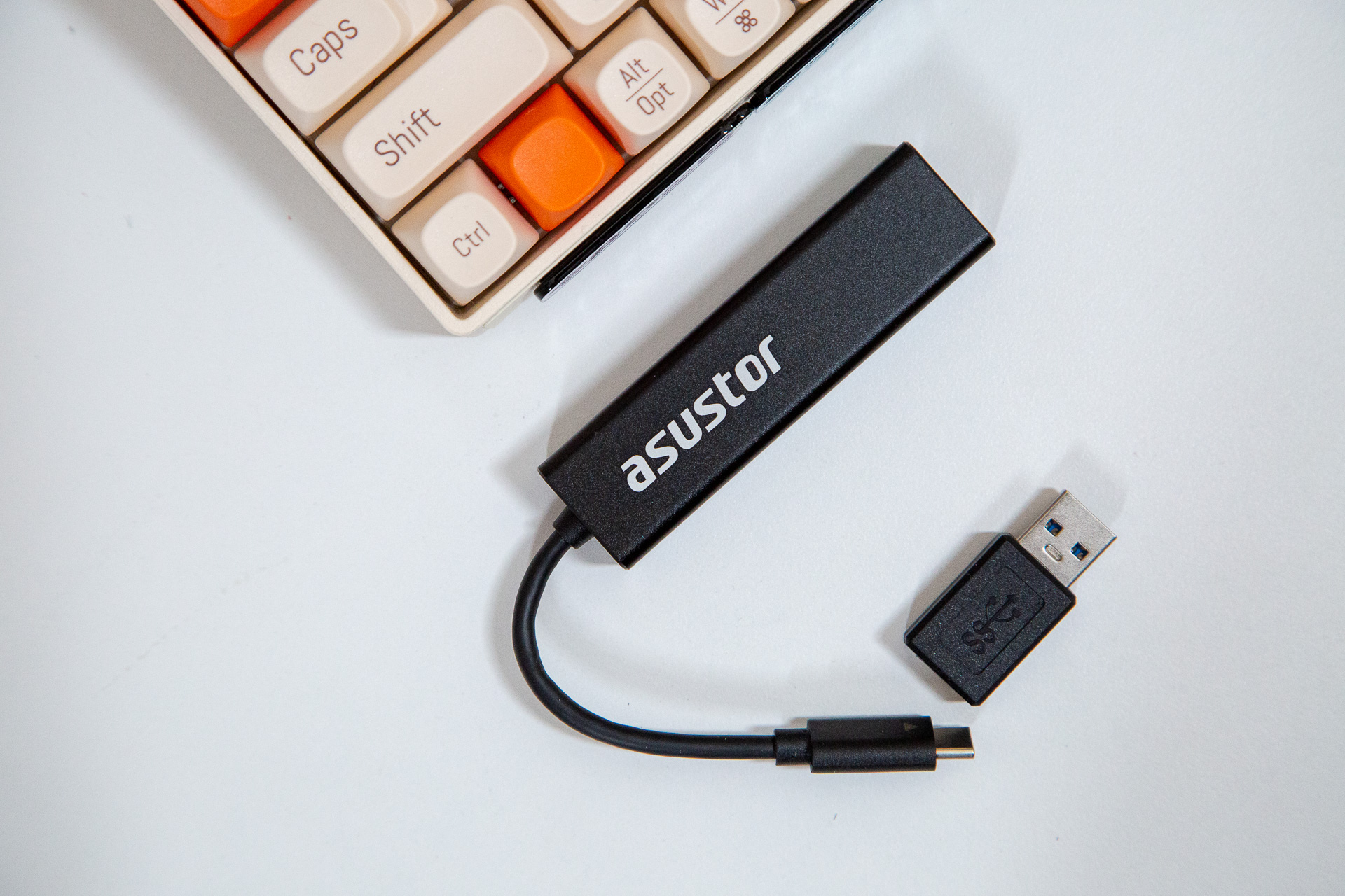 全系升级2.5G网口？ASUSTOR爱速特AS3304T会是合适的家用NAS吗？