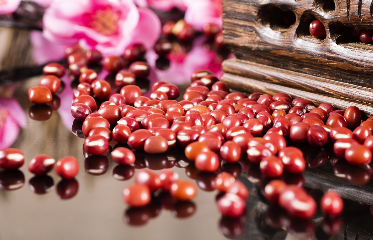 吃红豆有什么好处与功效,经常吃红豆绿豆有什么好处