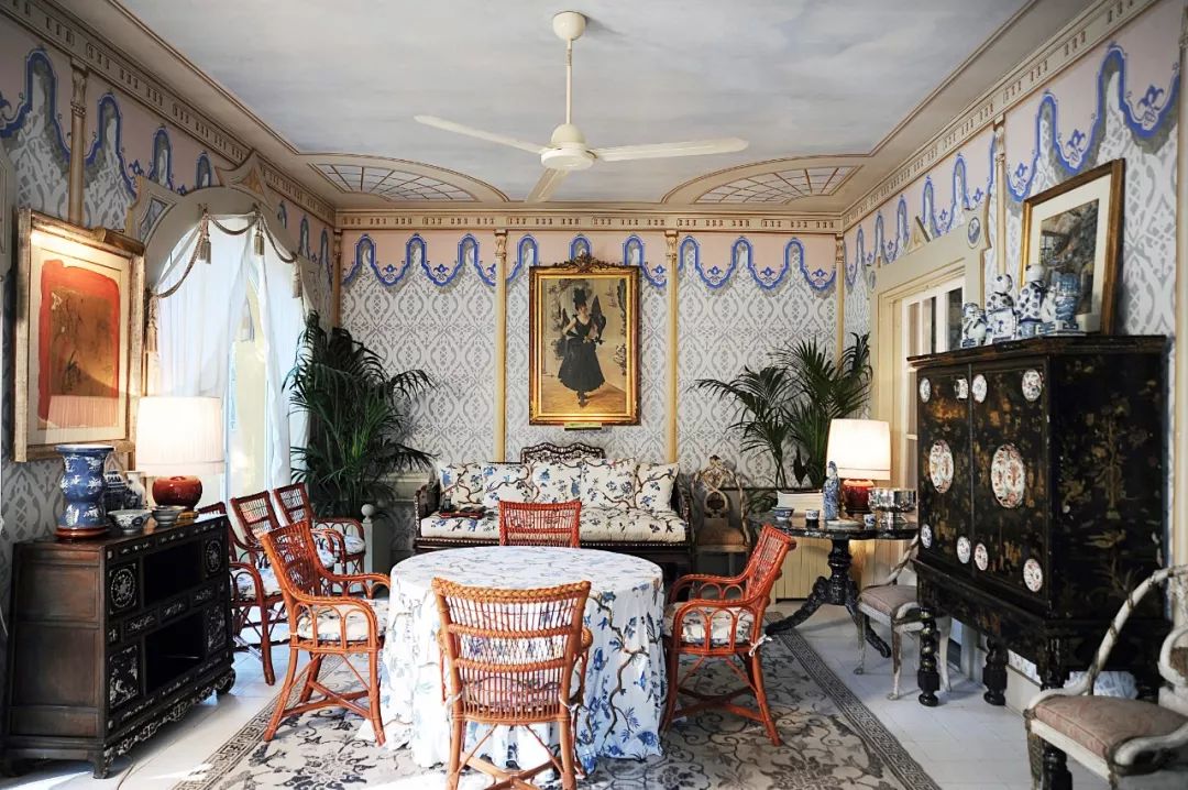 意大利品牌华伦天奴,华伦天奴首席设计师