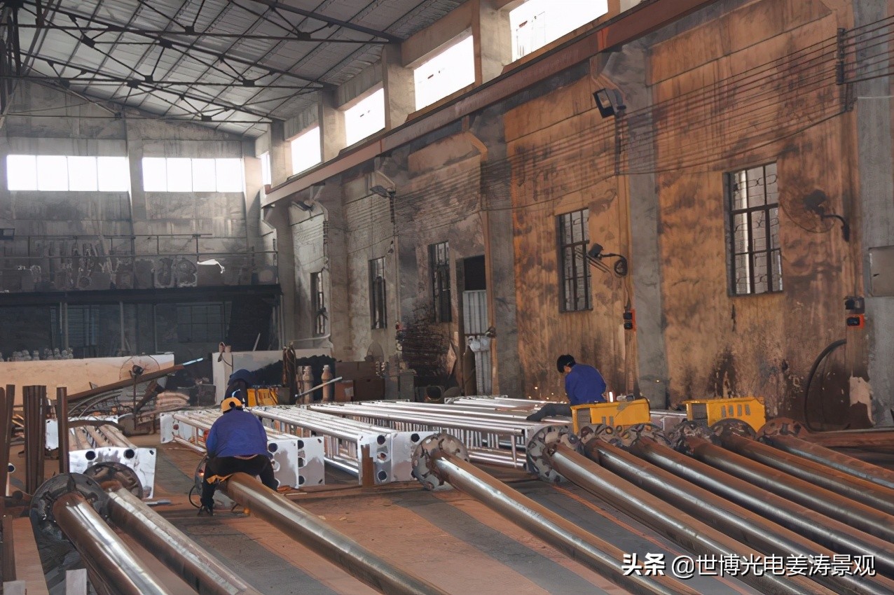 球场照明灯制造厂家,港闸区篮球场高杆灯