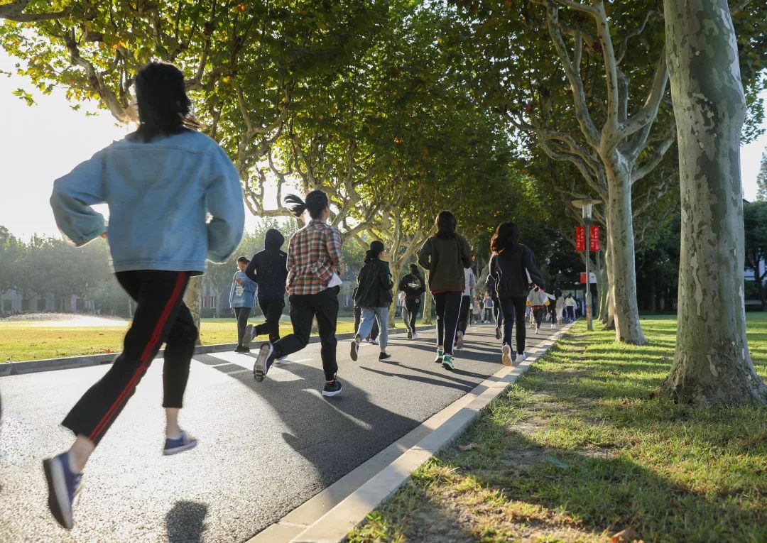 上海市晨跑团,沪上23所高校