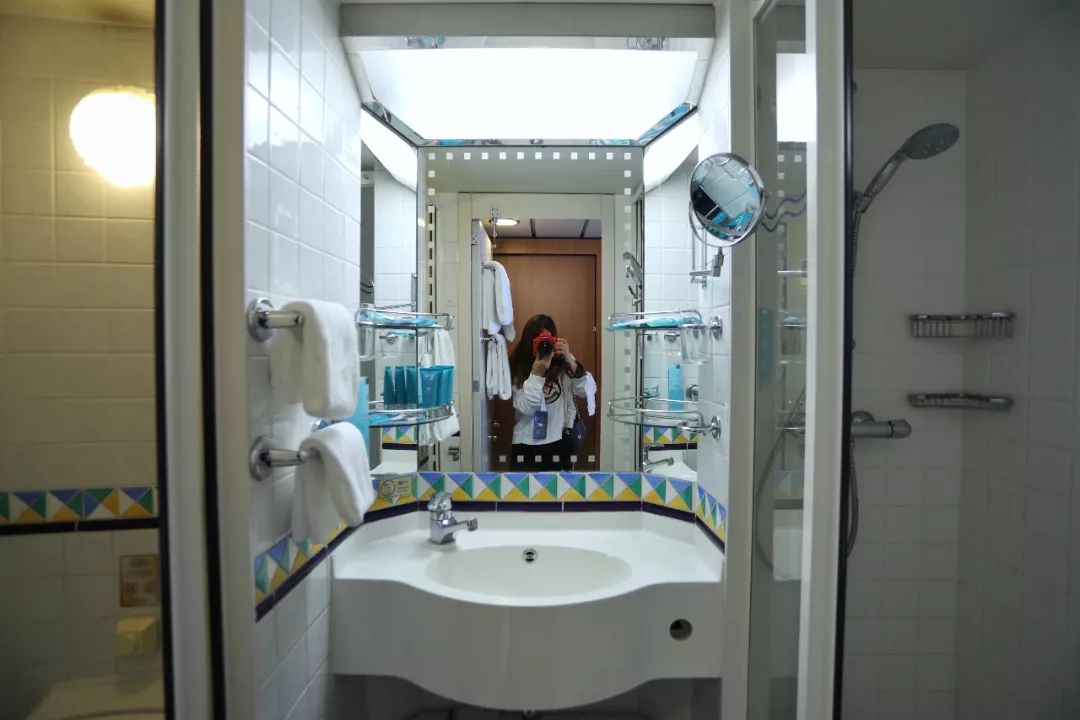 带着父母坐游轮到日本旅游,搭上邮轮去带着全家去旅行