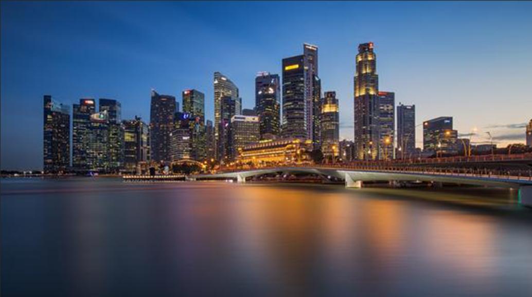 下雨在玻璃上写的字,下雨的时候在玻璃上简单画画