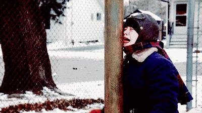 冬天不能用舌头舔铁栏杆,冬天不能用舌头舔铁吗