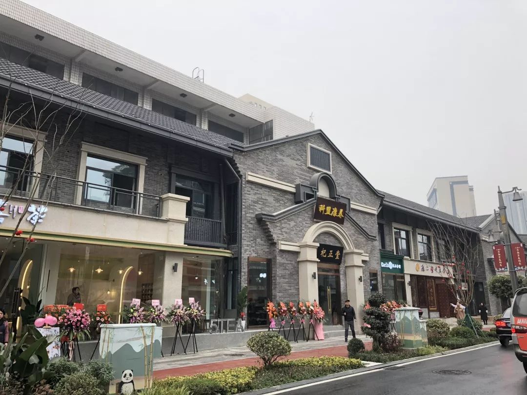 成都周边春季徒步旅游攻略,成都森林徒步旅游攻略