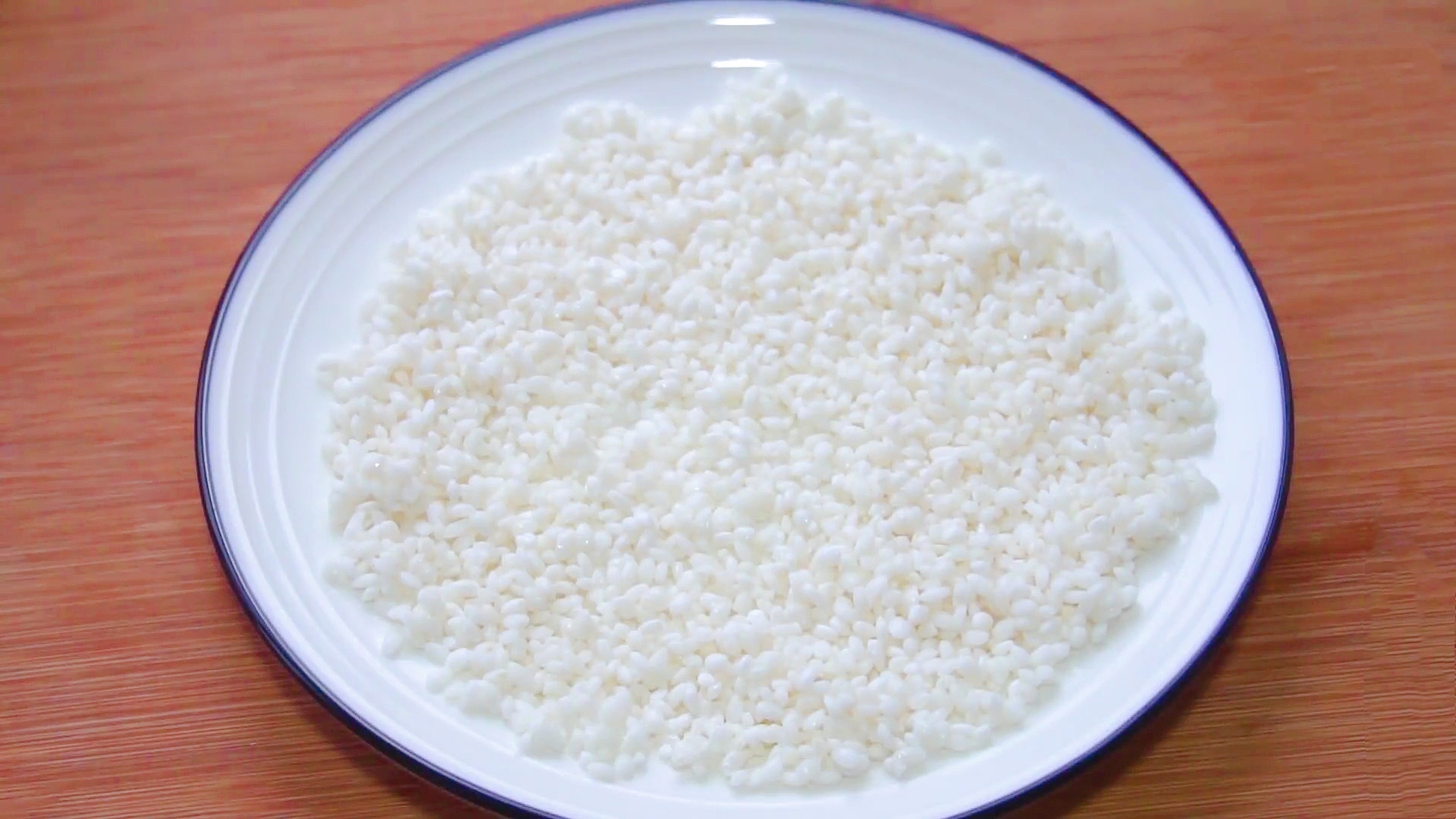 立冬就要吃热乎乎的,立冬了怎么做糯米饭