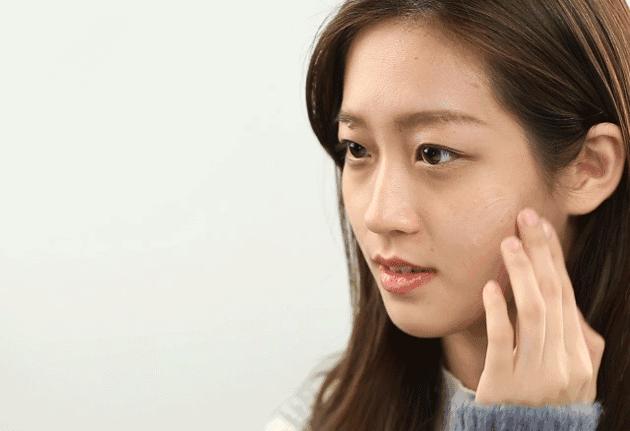 哪款面霜搭配有抗老提亮功效,可以提亮肤色紧致皮肤的面霜