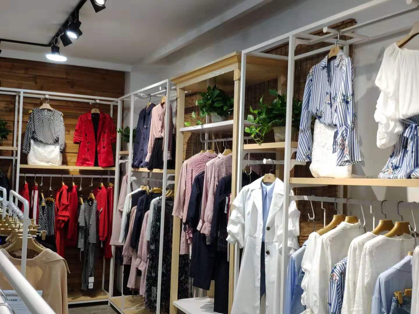 折扣女装批发是骗局吗,折扣服装尾货进货渠道