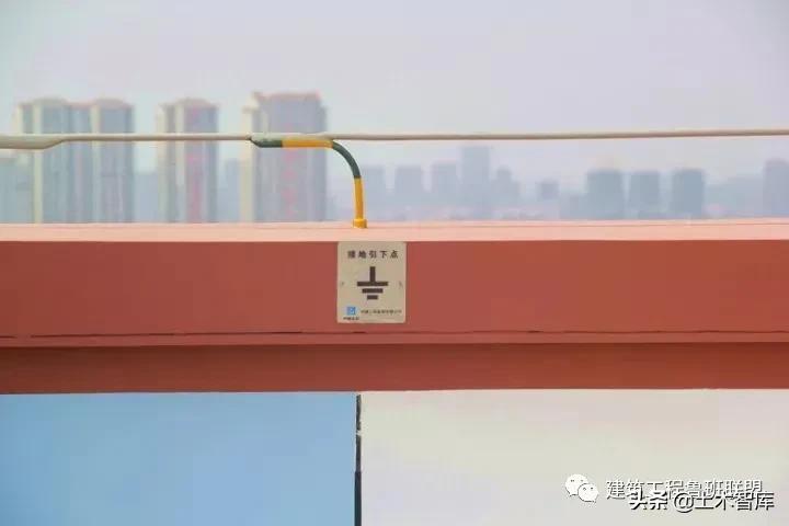 屋面暗敷避雷带做法,上人屋面避雷带暗敷最新规范图集