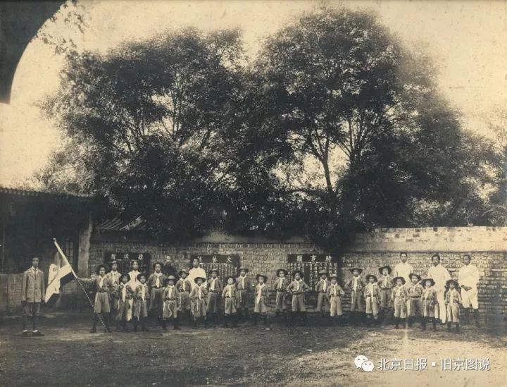 一百多年前，北京竟有这么先进的小学！教中国文学算术体操等课程