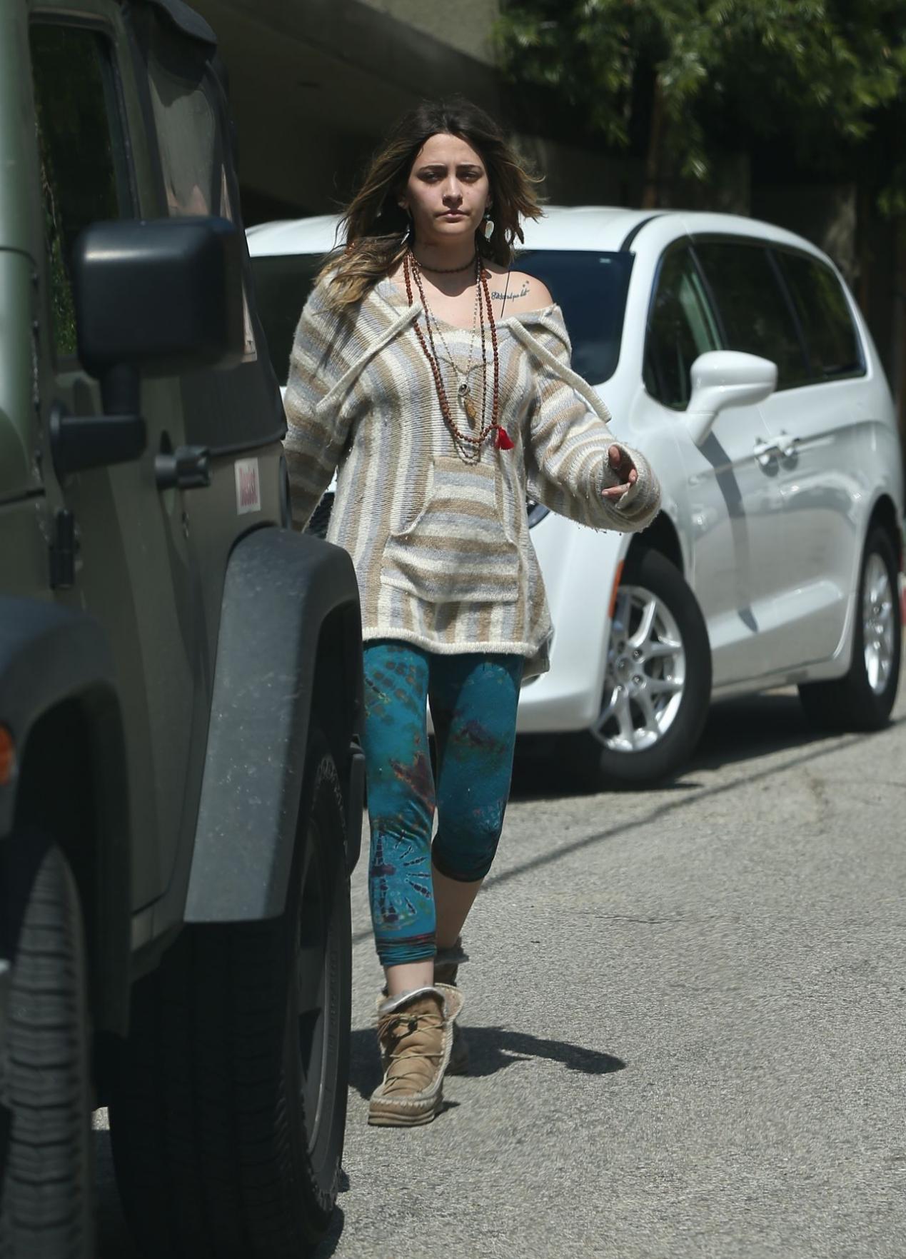 帕丽斯杰克逊个性穿搭,帕丽斯杰克逊有多漂亮