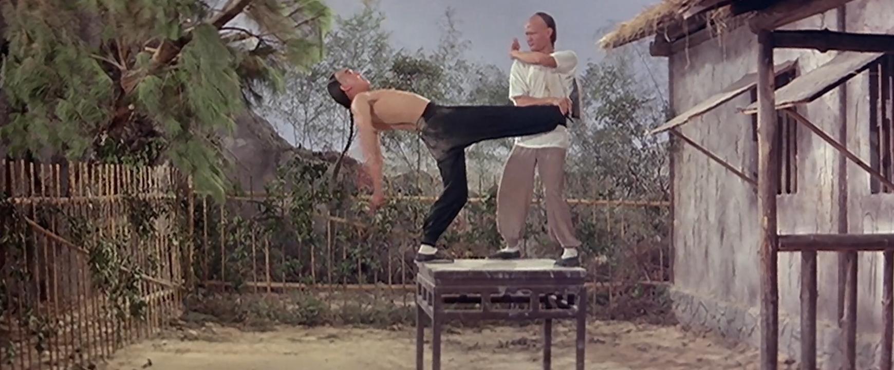 叶问咏春拳最经典的视频,看完叶问4咏春拳