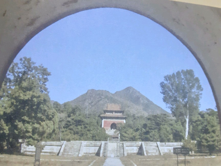 宋代官员的帽子为什么安两个长翅,宋朝官员的帽子为什么有两根长翅