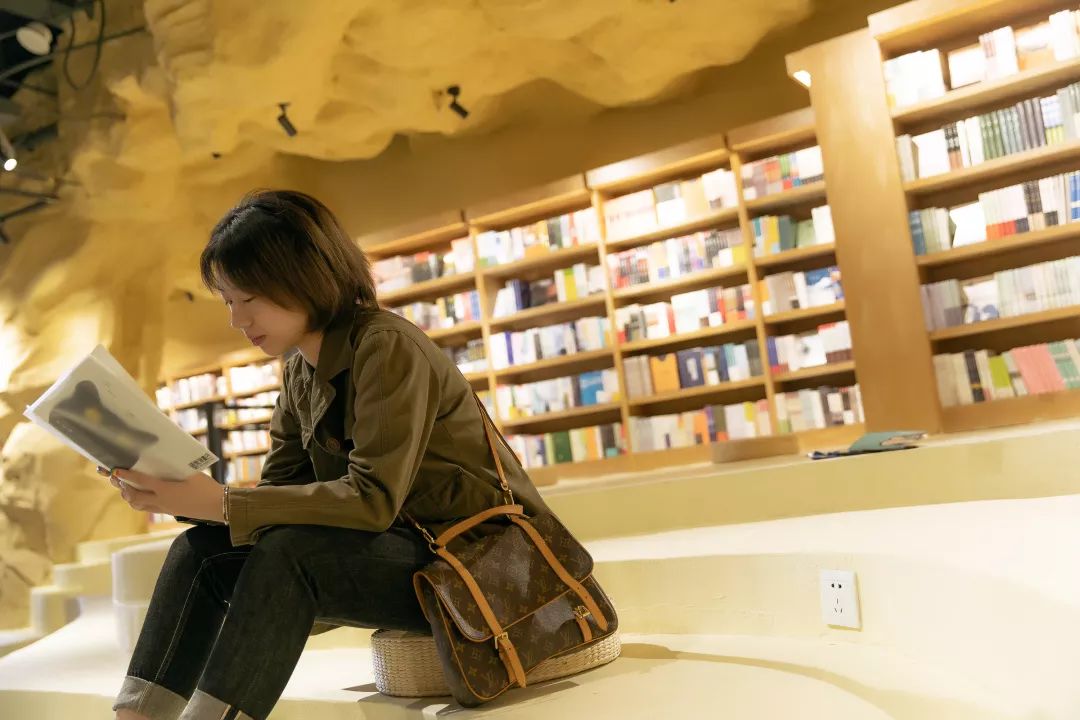 绿地缤纷城在售楼盘,绿地缤纷城新消息